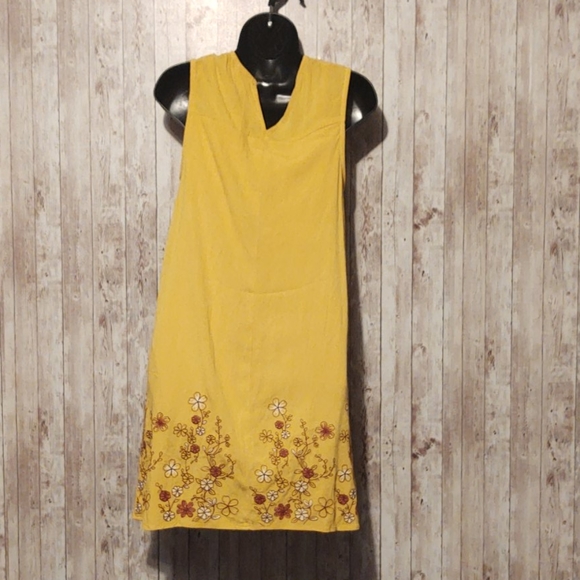 💛Dress - Picture 2 of 2